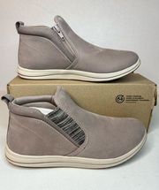 Clark’s Breeze Clover Boot taupe casual classic outdoor comfy style everyday