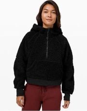 Minimalist Black Sherpa 1/2 Zip Scuba Pullover Jacket Size M/L Flawed