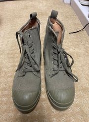 Size 8 Olive Green Combat Boots