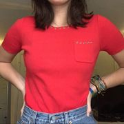 SAG HARBOR 90s Red stretchy shirt