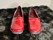 BOC Womens Howell ruby red patent leather clogs shoes 9