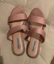 Steve Madden 7 dusty pink sandals slip ons