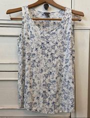 Eddie Bauer White and Blue Floral Ribbed Tank Top. Size Small. EUC