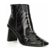 Gibson Latimer Vina Leather Croc Embossed
Square Toe Block Heel Ankle Boots 11