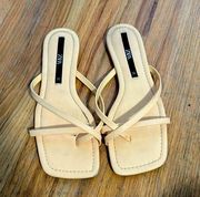 sandal size 35