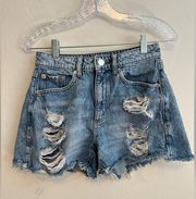 Garage Denim Mom Jean Shorts Distressed Light Wash Cut Offs Size: 26 (3)