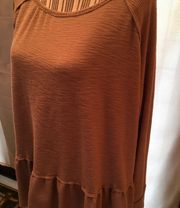 Easel long sleeve Tunic Top LG