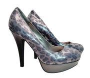 G by Guess Womens Grey Silver Metallic Leopard Print Pumps High Heels Size 7.5