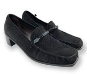 Stuart Weitzman Size 8 Black Perforated Suede Loafer Heeled With Beaded Detail