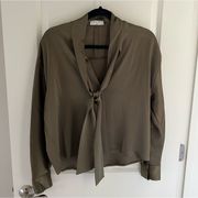 Babaton Aritzia Hunter Green Slate Long Sleeve Silky Blouse | XS