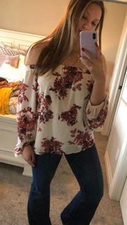 - Off The Shoulder Floral Top