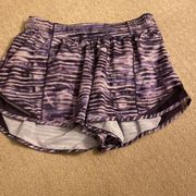 Lululemon hotty hot 4 inch shorts