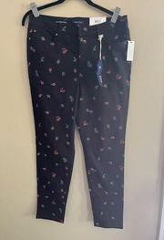 new with tags charter club skinny leg size 6 pants