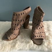 14th & Union Trinton Lea Taupe Suede Heels