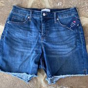 Crown & Ivy size 8 curvy high rise denim shorts NWT stretch