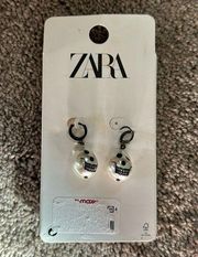 Zara Skull Earrings