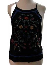 Eye shadow Floral Embroidered Keyhole Back Top. Size Medium LTOP625