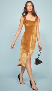 💕REFORMATION💕 Emira Velvet Dress ~ Gold 2 NWT