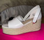 White Wedges