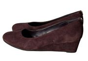 Clarks Shoes Womens 7.5 Plum Purple Suede Wedge Heel Artisan Casual Business