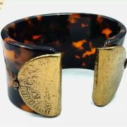 CHICO'S Sabine Golden Accents Simulated Tortoiseshell Cuff Bracelet, Sz XS