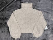 Sweater / Sweatshirt