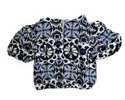 Blouse Women’s M Blue Tropical Print Crop To