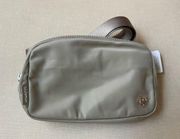 *LONG STRAP* Lululemon Everywhere Belt Bag 1L - Raw Linen