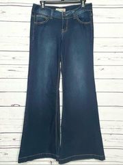 Vintage 90’s Y2K Wide Leg Flare Jeans Size 9 Paris Blues