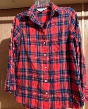 Red and blue button down Old Navy top. XS