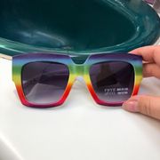 NWT FRYE & CO SUNGLASSES