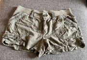 Maurices Olive Cargo Shorts Stretchy Waist Size 9/10
