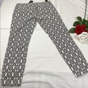 Bebe shou medallion icon crop pants NWT 8