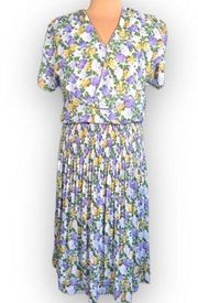 Vintage Leslie Fay Dress Lilac Purple V-neck Exaggerated Collar Flower Detail