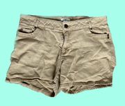 khaki short