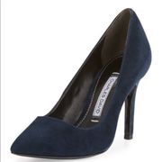 Donnie Suede Pumps