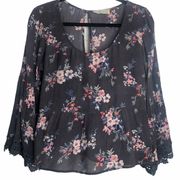 Molly Green Boutique Floral Bell Sleeve Blouse