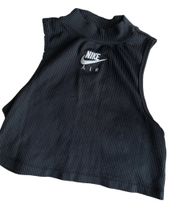 Nike Air Cropped Workout Tank