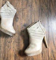 Colin Stuart • nude taupe stiletto booties ankle boots tan woven platform heels