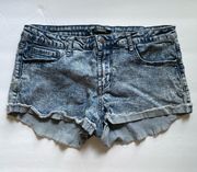 Forever 21 Blue Acid Wash Low rise Denim Jean Shorts Size 28