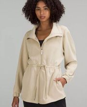 lululemon Softstreme Cinch-Waist Jacket
color trench