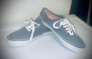 Tennis Shoes Size 8