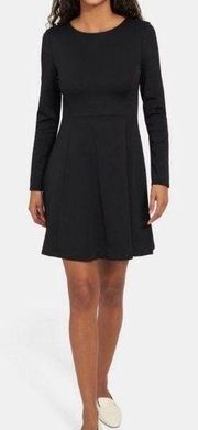 NEW NWT  Albita Long Sleeve Black Knit Suit Dress Black