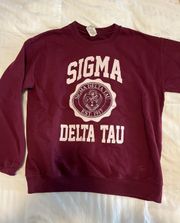 sigma  tau maroon crew neck sweatshirt