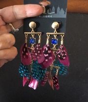 Nicole Miller 3 tiers of god & Feathers earrings