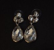 Large Anne Taylor Crystals Drop Earrings on gold
