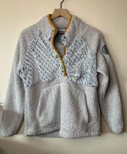 Southern Shirt Size Small Fuzzy Oversized  Cozy Pullover