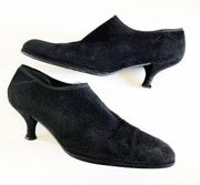 Women’s 7 black suede heeled low ankle booties