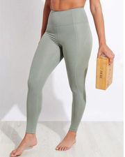 Girlfriend Collective Light Green High Waist Compression Legging, NWT, Small