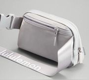 Lululemon NWT  Wordmark Everywhere Belt Bag Silver/ White Lettering